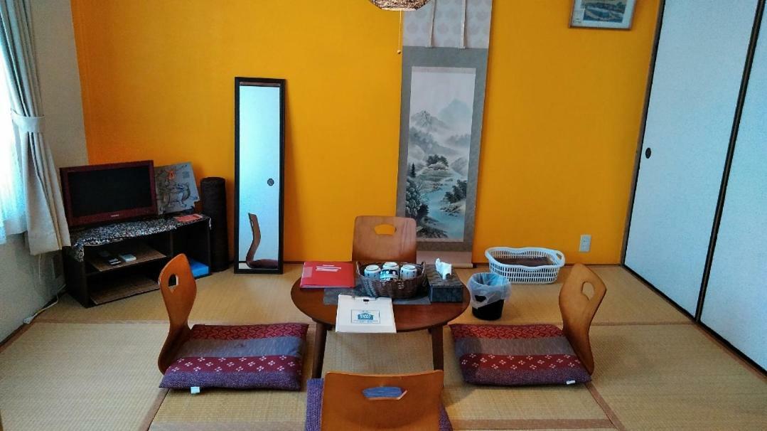 Apartamento 波除ハイツ *